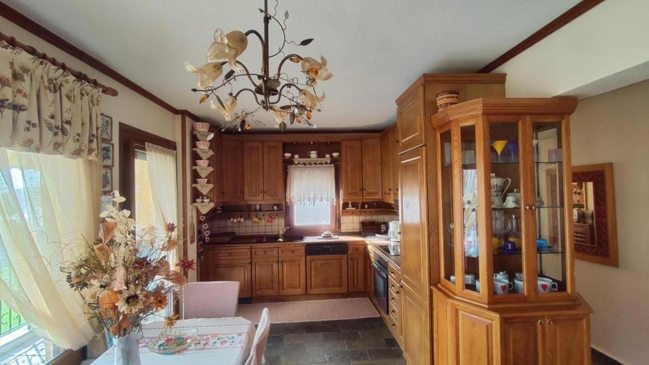 Poly's House * Kavala