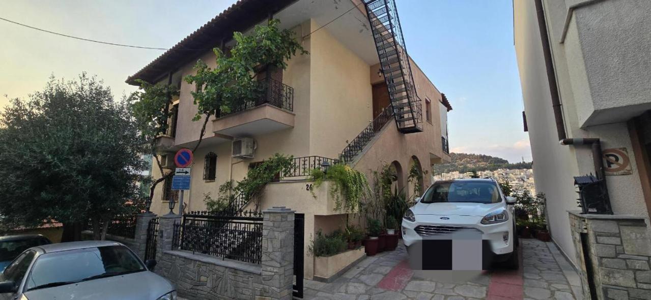 Poly's House Apartment *